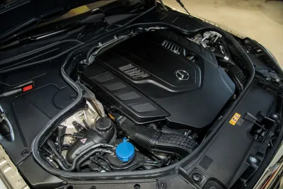 S 560